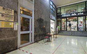 Central Apartment Close To Food And Shopping